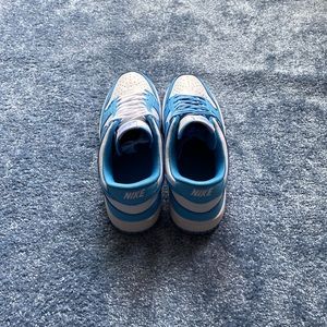 Men’s Size 10 Nike Dunk Low University Blue Pre Owned